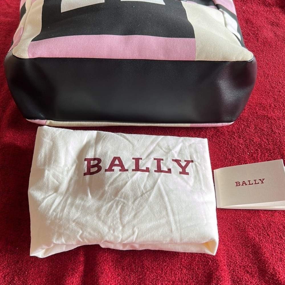 Bally Stylish Black and PinkTote Bag  Excellent Condition - Picture 8 of 8
